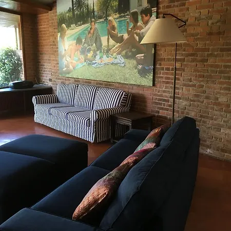 Villa Sibel Con Piscina In Versilia *