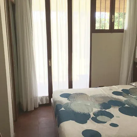 Villa Sibel Con Piscina In Versilia *
