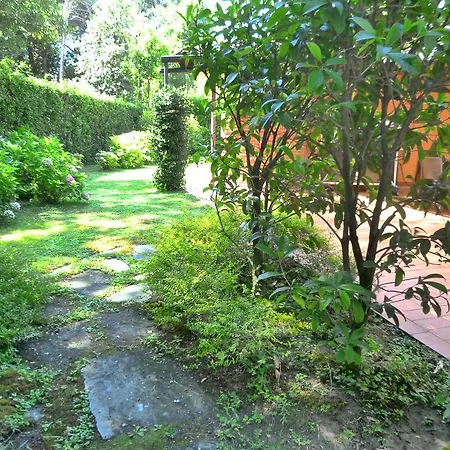 Villa Sibel Con Piscina In Versilia Massa (Tuscany)