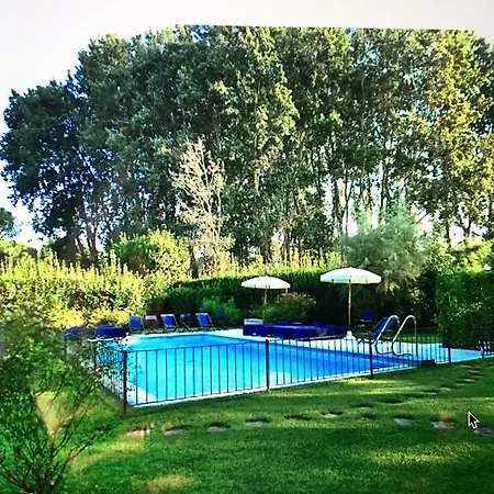 Villa Sibel Con Piscina In Versilia Massa (Tuscany)